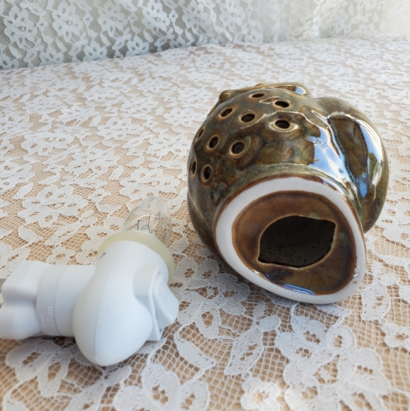 Ceramic Owl Night Light, add fragrance NEW Home Interiors 5 1/2" h x 3" w - Picture 7 of 8